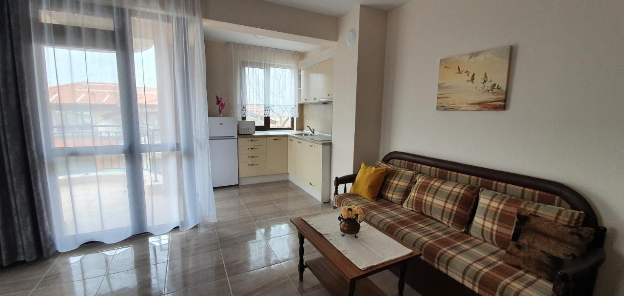 Luxury Apartments Ekaterina Черноморец Экстерьер фото