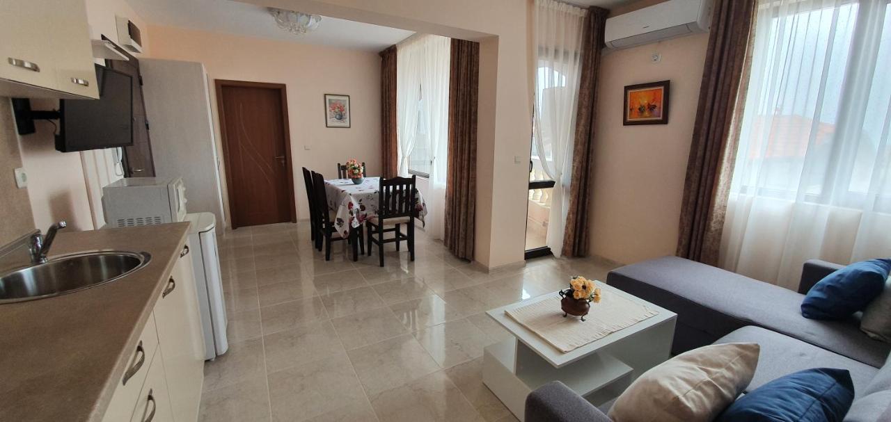 Luxury Apartments Ekaterina Черноморец Экстерьер фото
